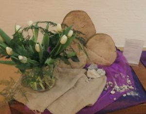 Lees meer over het artikel Bloemschikking Biddag 2017 (woensdag 8 maart)