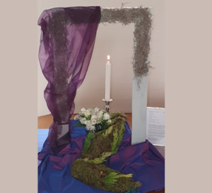 Lees meer over het artikel Bloemschikkingen advent – Kerst 2024